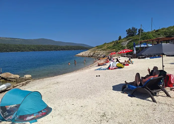 Ferienhaus Blue Pool House