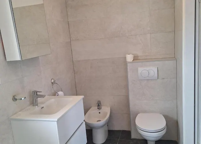 Blue Pool House Rakalj