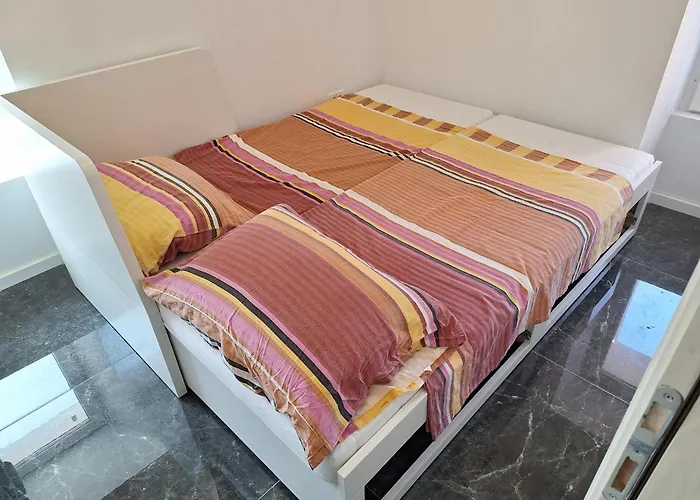 Blue Pool House Ferienhaus Rakalj